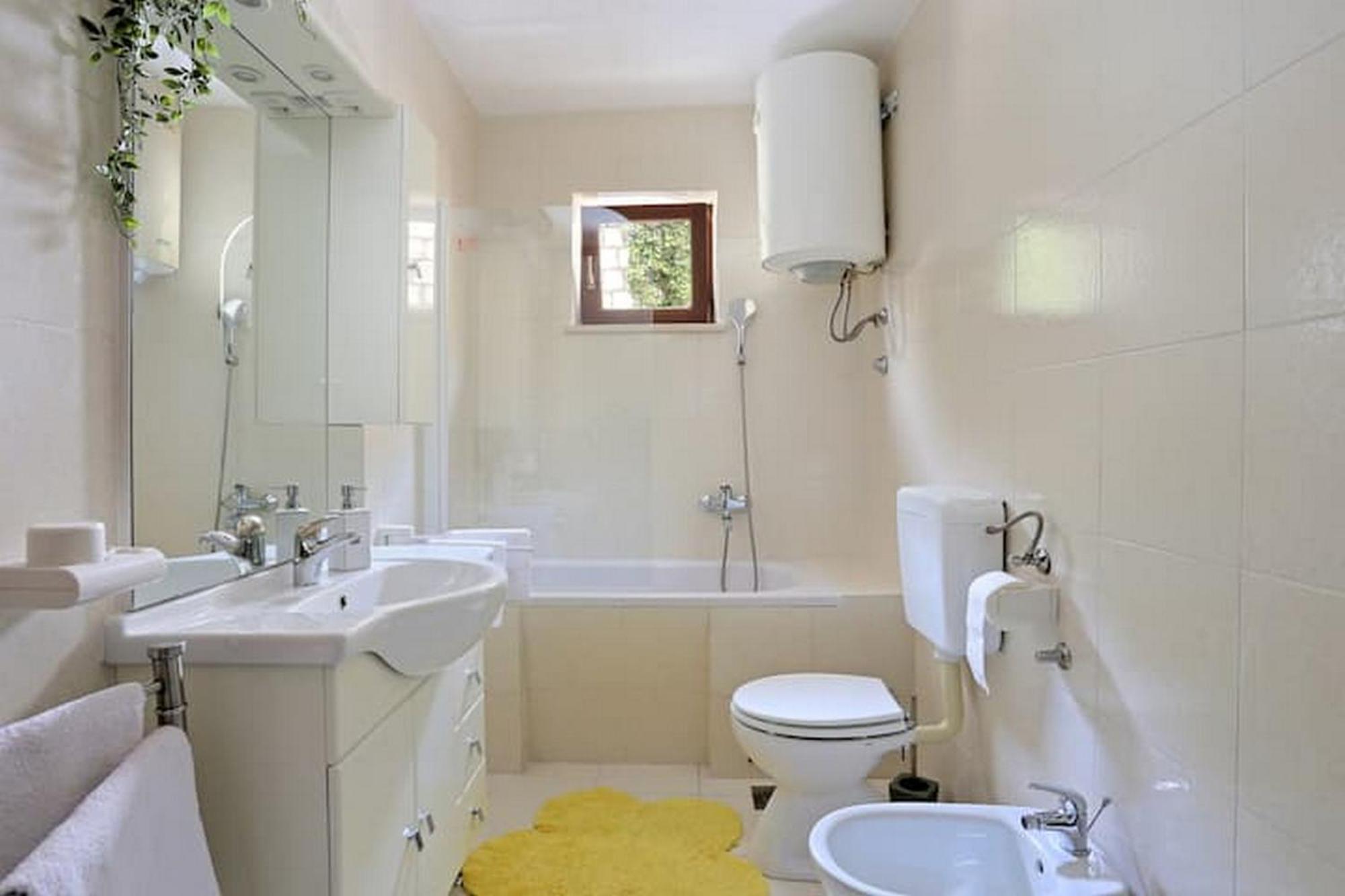 Holiday Home Mons Aureus Gornje Sitno Exterior photo
